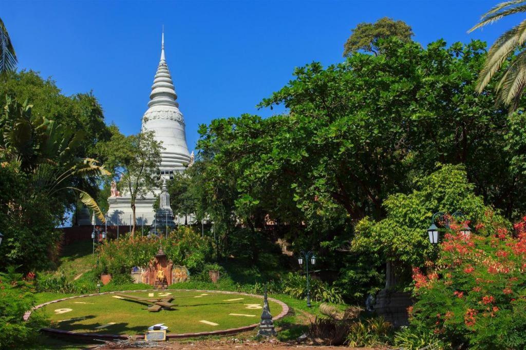 De Art Hotel Phnom Pen Exterior foto