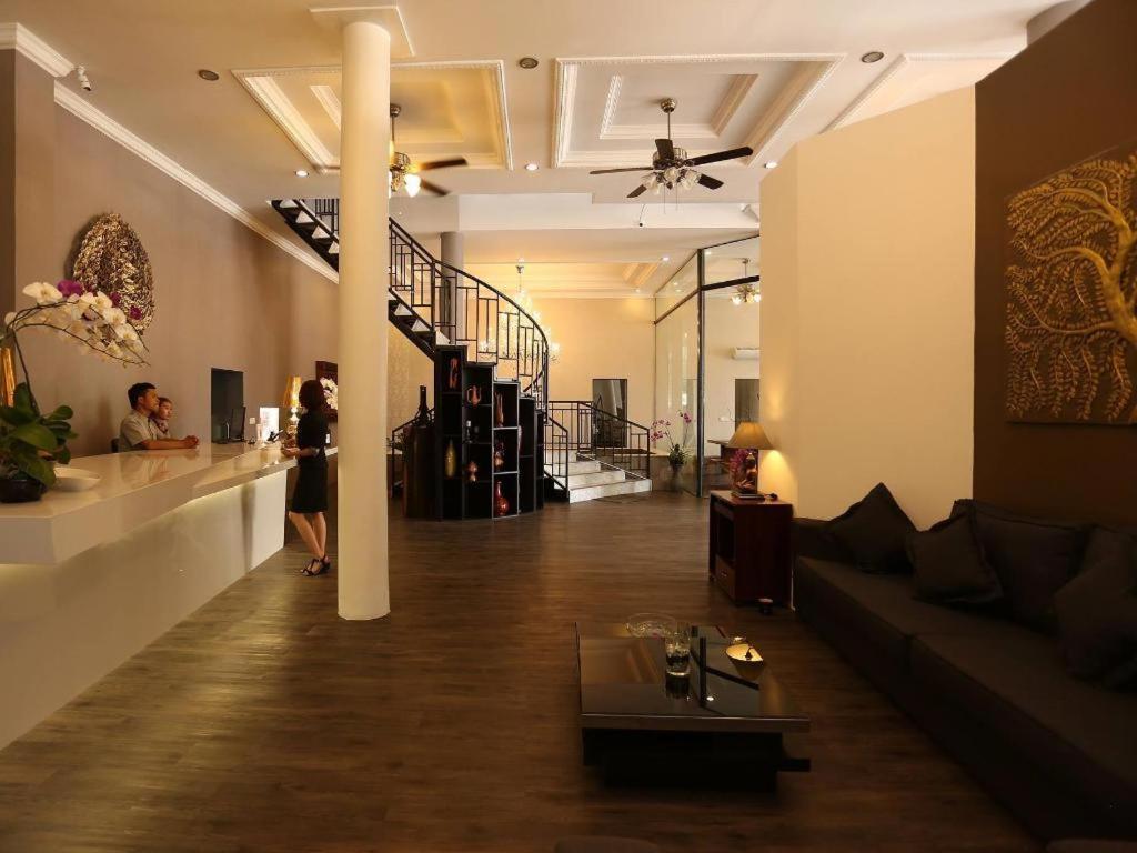 De Art Hotel Phnom Pen Exterior foto