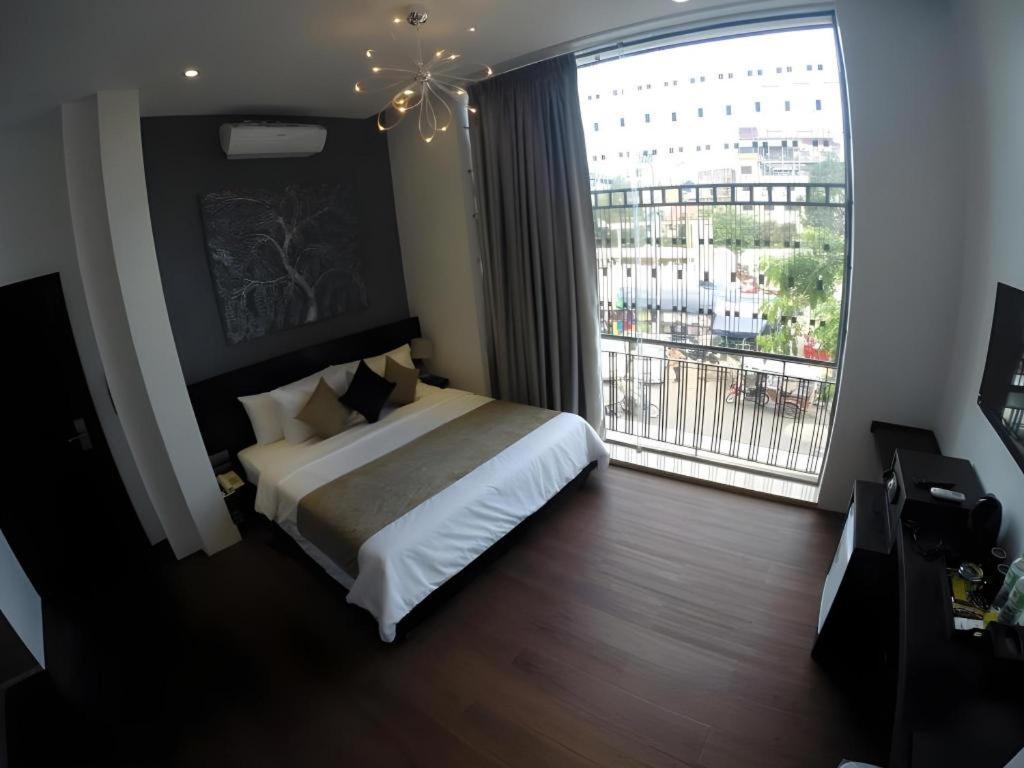 De Art Hotel Phnom Pen Exterior foto